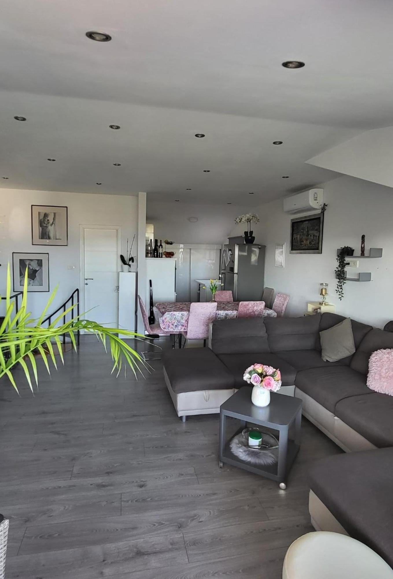 Apartment D & N Kaštela Kültér fotó