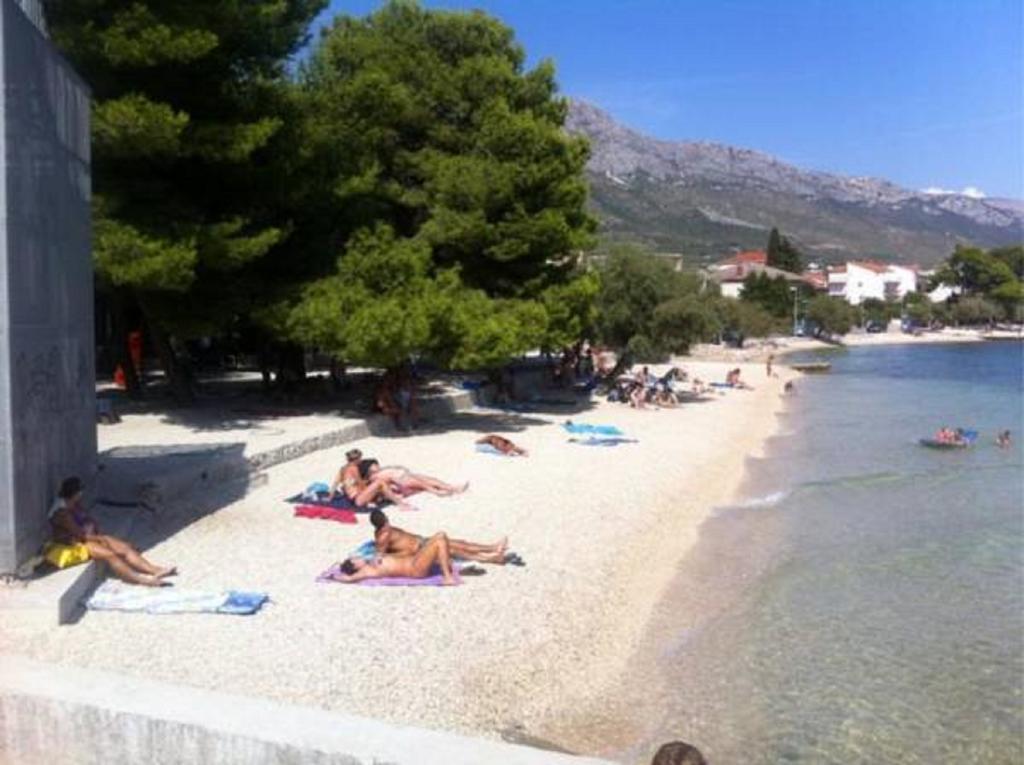 Apartment D & N Kaštela Kültér fotó